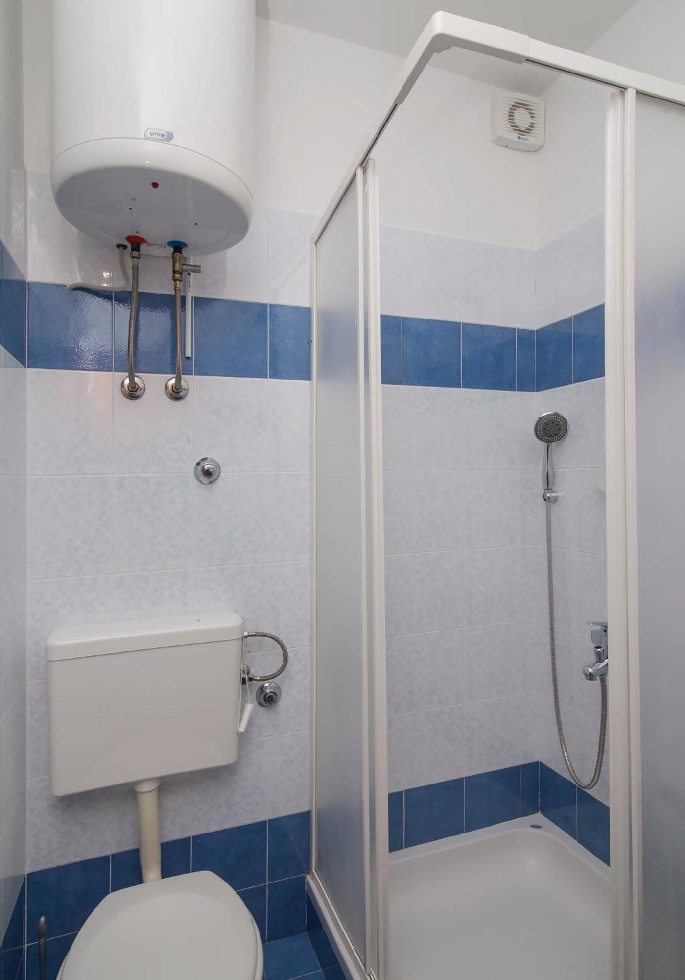 Apartmani Krmek مْليني المظهر الخارجي الصورة